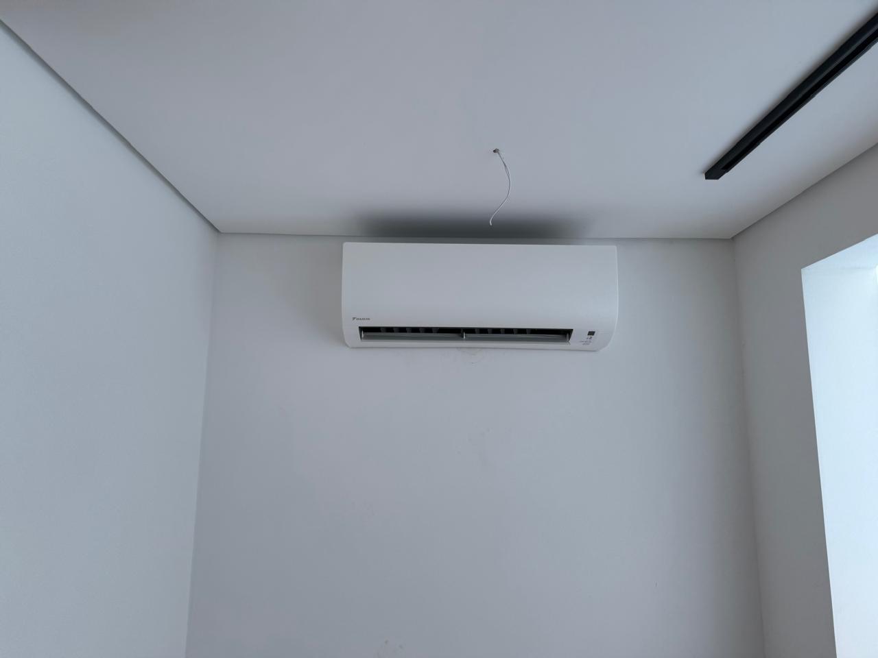 Split instalado em ambiente residencial